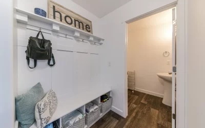 7 Decluttering Tips for Busy Homeowners: Create Stress-Free Living Spaces